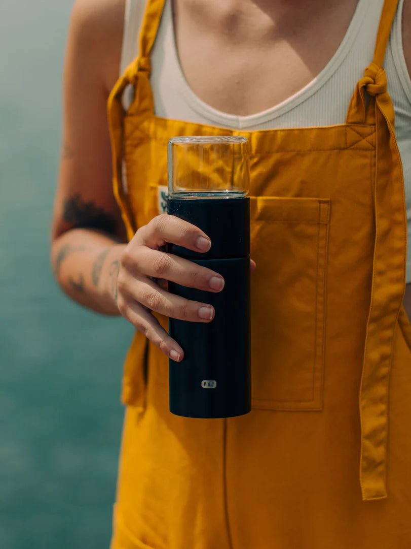 Nomad Bottle Black – Insulated Tea Bottle To-Go